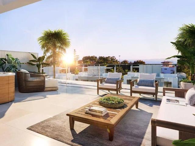 Chalet en venta en Alicante, Cabo de las Huertas. Chalet pareado de obra nueva junto al Mediterráneo en Cabo de las Huertas, Alicante. Chalets.