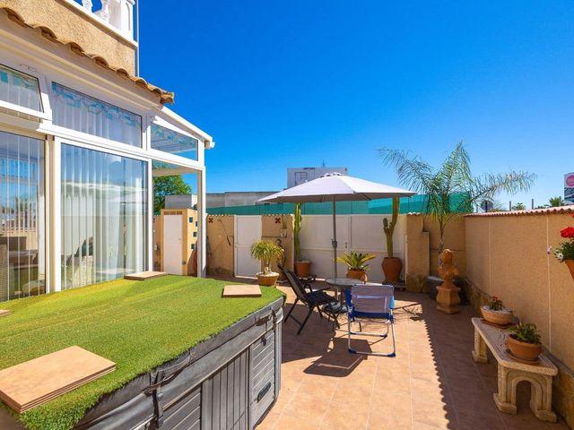 Chalet en venta en Alicante / Alacant, Alicante Costa Blanca