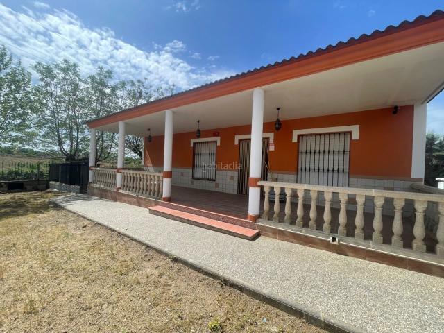 Chalet en venta en Almendralejo. Chalets.