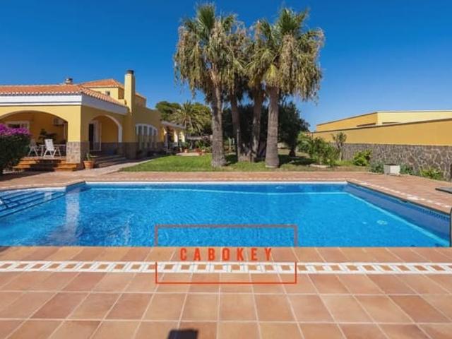 Chalet en venta en Almería, Almería Costa Almería