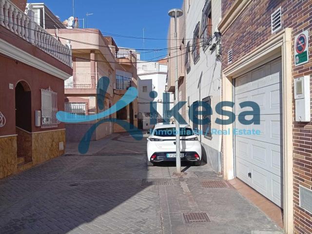 Chalet en venta en Almería, Ciudad Jardín Tagarete El Zapillo. Se vende chalet en la localidad de Almería. Chalets.