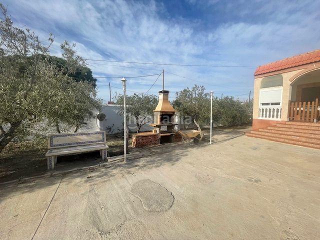 Chalet en venta en Almería, La Cañada de San Urbano. Zona Universidad Costacabana, Venta de Parcela con Vivienda. Chalets.