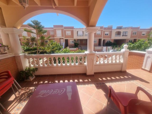 Chalet en venta en Almería, Los Molinos Villa Blanca. CHALET ADOSADO EN VILLABLANCA. Chalets.