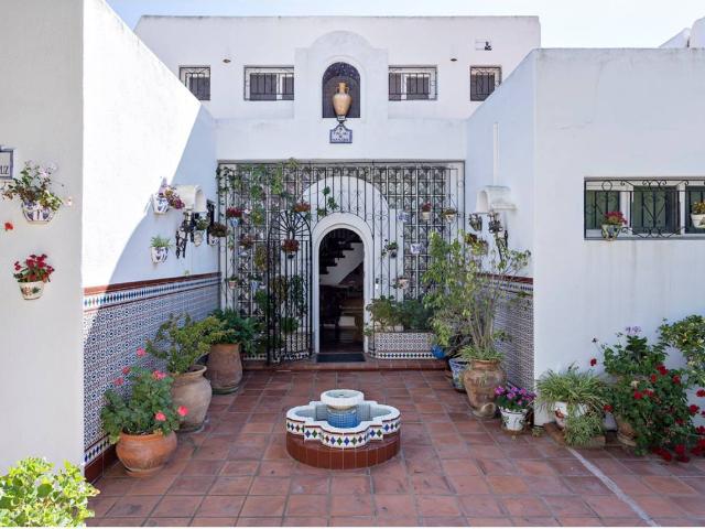 Chalet en venta en Almerimar