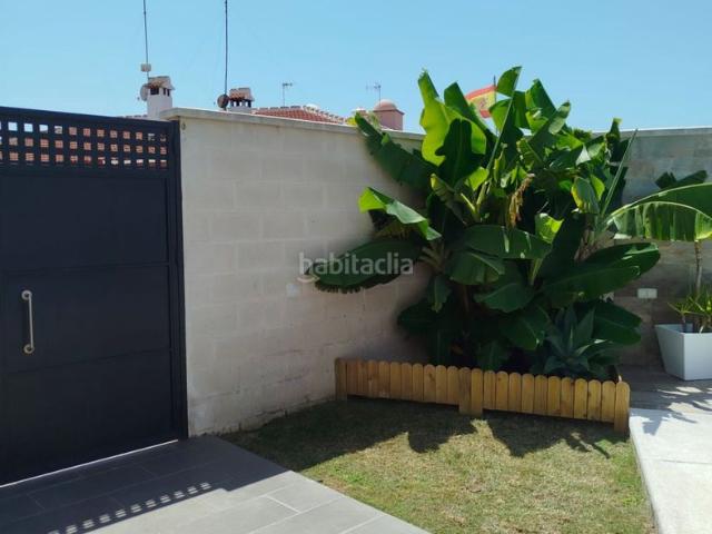 Chalet en venta en Almonte, Caño Guerrero. Chalet en venta en Sector Retama, 4 dormitorios. Chalets.