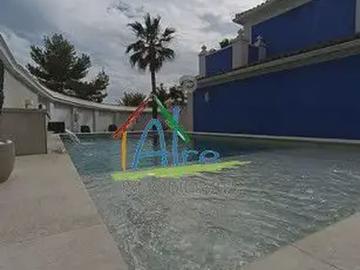 Villa en venta en Almonte - Jardín