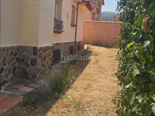 Chalet en venta en Almodóvar del Campo. casa unifamiliar unica en el conjunto. Chalets Almodóvar del.