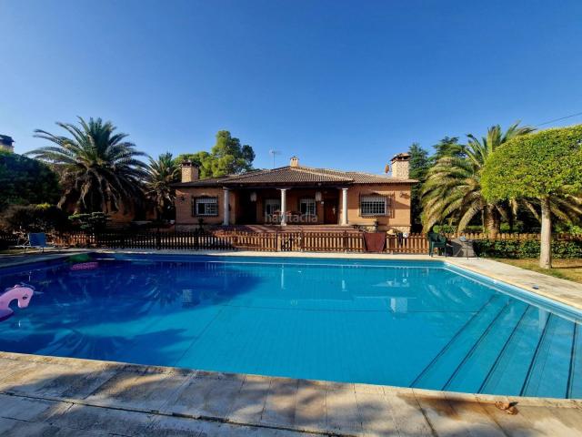 Chalet en venta en Almodóvar del Campo. Chalets Almodóvar del.