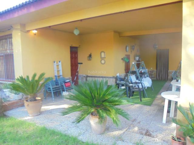 Chalet en venta en Almodóvar del Campo. ESPECTACULAR CHALET EN ALMODÓVAR DEL CAMPO CON PISCINA, COCINA CAMPERA.. Chalets Almodóvar del.
