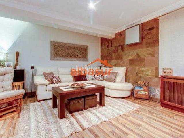 Chalet en venta en Almodóvar del Río. Chalet con vistas y estilo de vida en Charco Roto Alto. Chalets Almodóvar del.