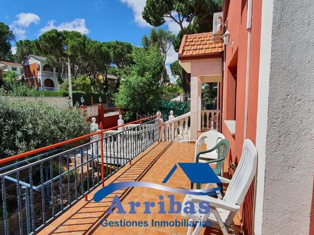 Chalet en venta en Almorox. Chalets.