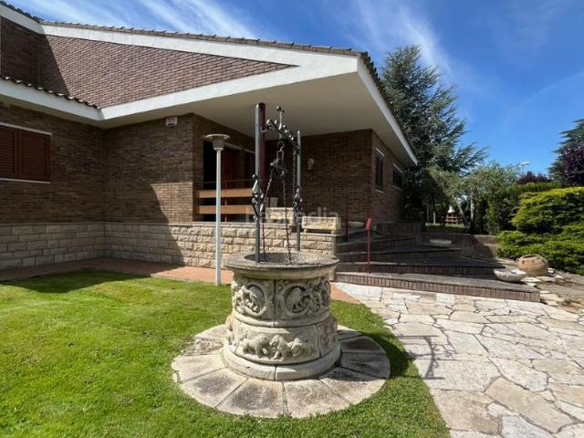 Chalet en venta en Alpicat. CHALET EN CERDERA. Chalets.