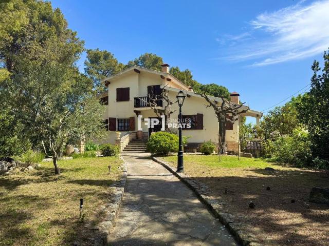 Chalet en venta en Alpicat. CHALET EN VENTA EN LA URBANIZACION LA MIRANDA DE ALPICAT. Chalets.