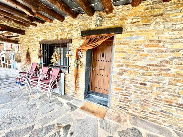 Chalet en venta en Alpujarra de la Sierra. Chalet Rural en Yegen. Chalets Alpujarra de la.