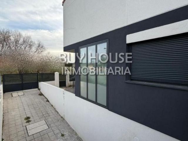 Chalet en venta en Aranjuez, La Montaña El Cortijo. CHALET INDEPENDIENTE DE ALTO STANDING EN ARANJUEZ MADRID ZONA LA MONTAÑA. A ESTRENAR. Chalets.