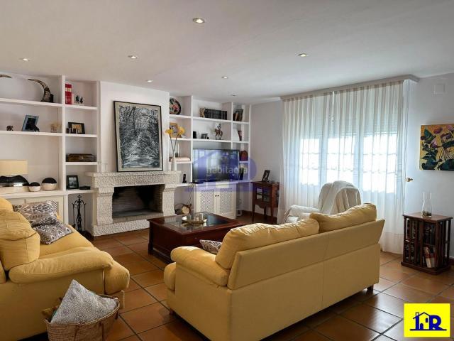 Chalet en venta en Arcas del Villar. Chalet independiente en Arcas. Chalets Arcas del.