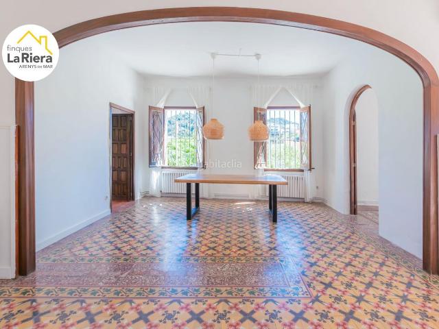 Chalet en venta en Arenys de Munt. FANTASTICA CASA MODERNISTA CON LICENCIA TURISTICA EN ARENYS DE MUNT. Chalets Arenys de.