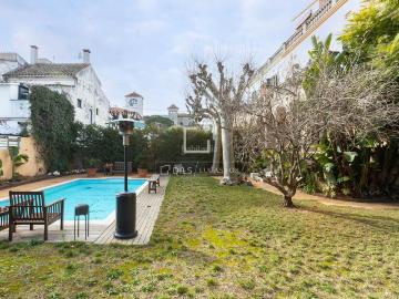 Chalet en venta en Argentona, Nucli Urbà. Preciosa casa modernista de 5 dormitorios en venta en Argentona. Chalets.
