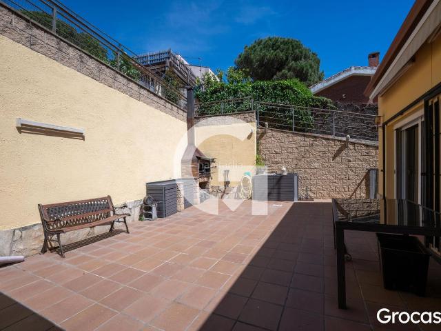 Chalet en venta en Argentona, Urbanitzacions. CHALET EN ARGENTONA CON PISCINA Y JARDÍN. Chalets.