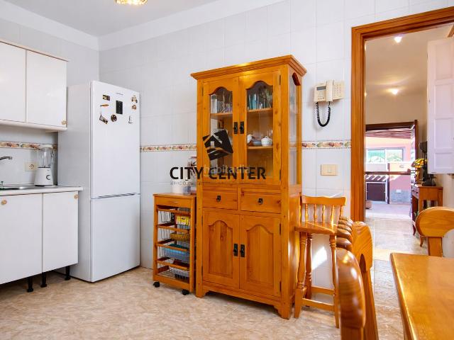 Chalet en venta en Arona, Las Rosas. SE VENDE ADOSADO EN LAS ROSAS. Chalets.