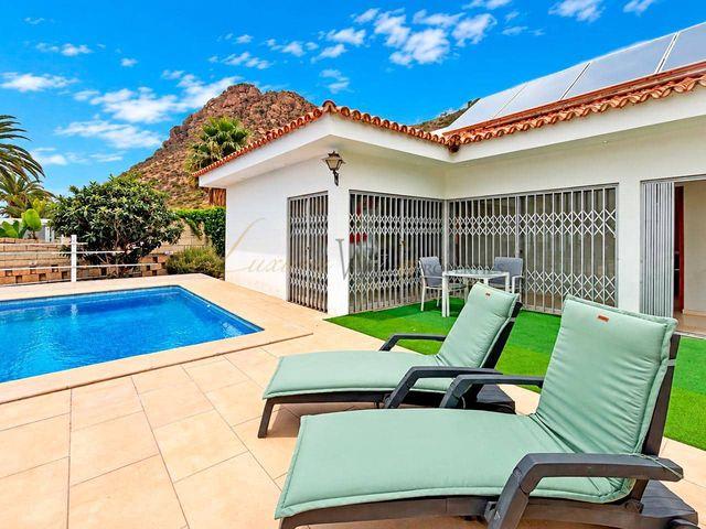 Chalet en venta en Arona, Tenerife