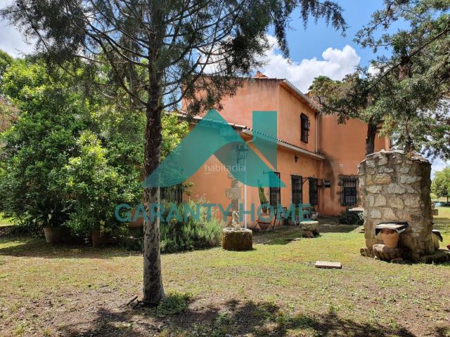 Chalet en venta en Arroyo de la Luz. Se VENDE magnífico Chalet con Parcela en Arroyo de la Luz. Chalets Arroyo de la.