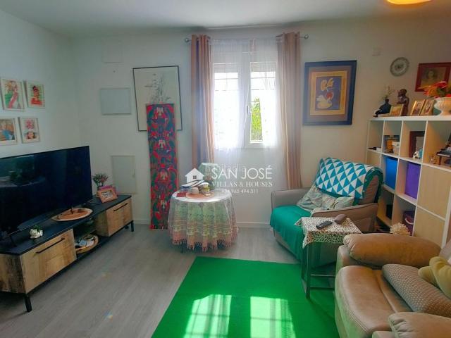 Chalet en venta en Aspe, Pedanías Oeste. SE VENDE CHALET EN MUY BUEN ESTADO EN ASPE. Chalets.