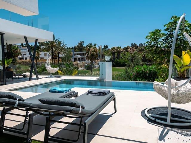 Chalet en venta en Atalaya Isdabe, Málaga Costa del Sol