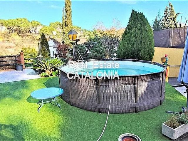 Chalet en venta en avenida Arbres, Maçanet de la Selva, de 182 m² 5 habitaciones por 285.000
