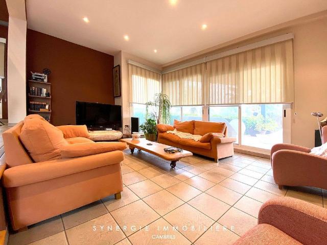 Chalet en venta en avenida Cinquena, Catllar, el, de 415 m² 3 habitaciones por 600.000