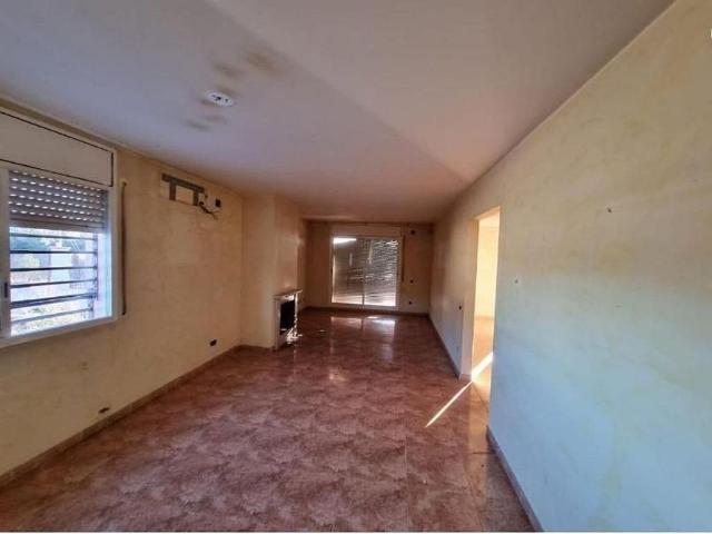 Chalet en venta en avenida D'andorra, Catllar, el, de 145 m² 4 habitaciones por 199.000