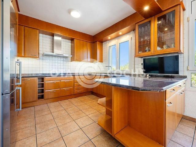 Chalet en venta en avenida De Tarragona, Morell, El, de 474 m² 6 habitaciones por 600.000