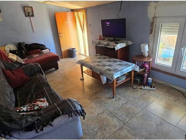 Chalet en venta en avenida De Balàfia, Lleida, de 115 m² 3 habitaciones por 150.000