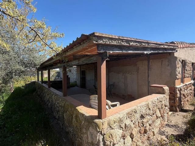 Chalet en venta en avenida De Bellvís, Alcoletge, de 1.112 m² 2 habitaciones por 100.000