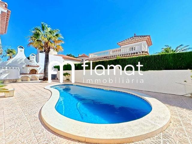Chalet en venta en avenida De Cadis, Mont Roig del Camp, de 88 m² 3 habitaciones por 450.000