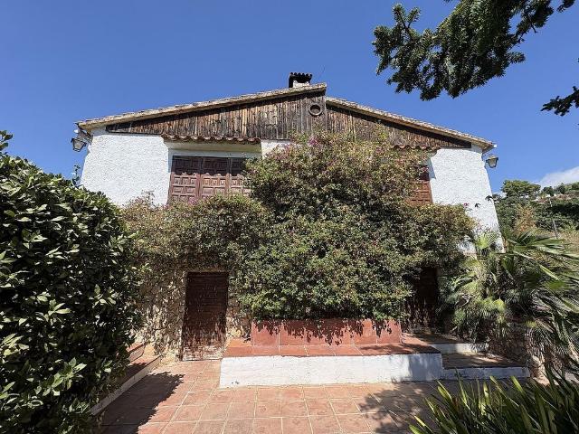Chalet en venta en avenida De la Generalitat, Vespella de Gaià, de 72 m² 3 habitaciones por 299.000