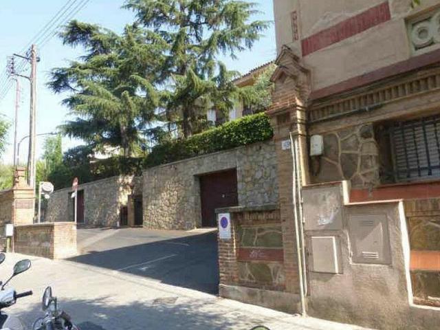 Chalet en venta en avenida De Puig i Cadafalch, Mataró, de 342 m² 1 habitación por 690.000