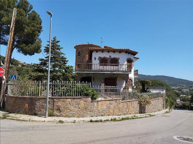 Chalet en venta en avenida Del Mas Ambrós, Calonge, de 362 m² 3 habitaciones por 540.000