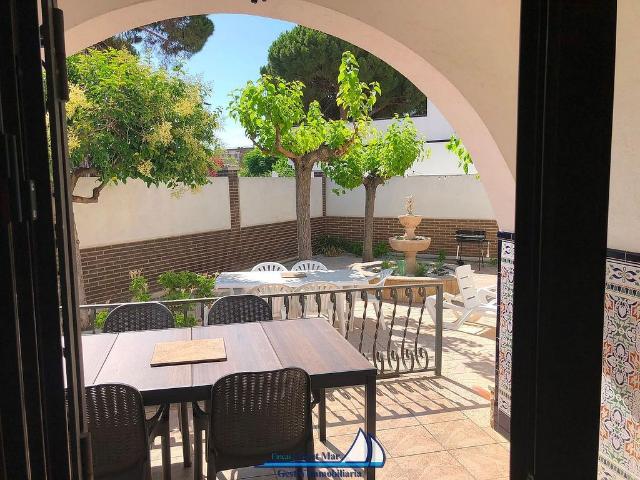 Chalet en venta en avenida Lluís Millet, Cambrils, de 110 m² 3 habitaciones por 530.000
