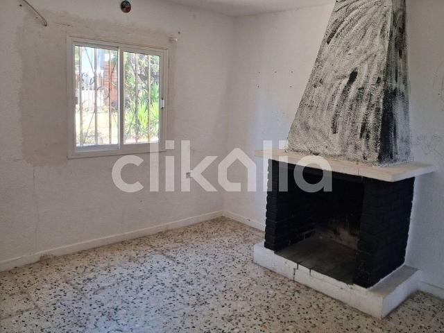 Chalet en venta en avenida Rocallisa, Castellet i la Gornal, de 119 m² 3 habitaciones por 179.000
