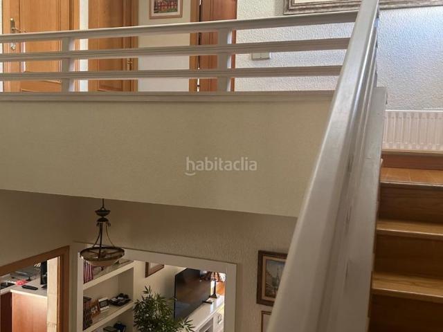 Chalet en venta en Azuqueca de Henares, Postas. Chalet independiente con piscina cubierta y bodega. Chalets Azuqueca de.