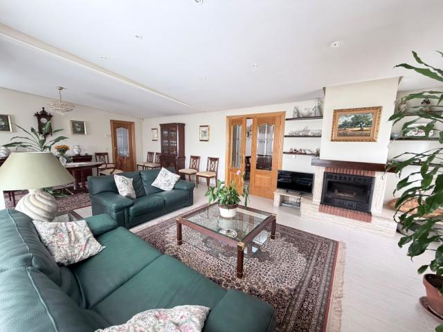 Chalet en venta en Boecillo. Chalets.