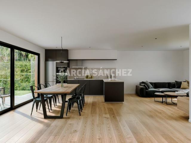 Chalet en venta en Boiro. Chalets.
