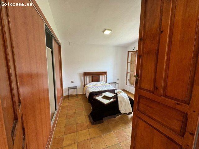 Chalet en Venta en Bolulla, Alicante: Amplitud, Tranquilidad y Naturaleza
