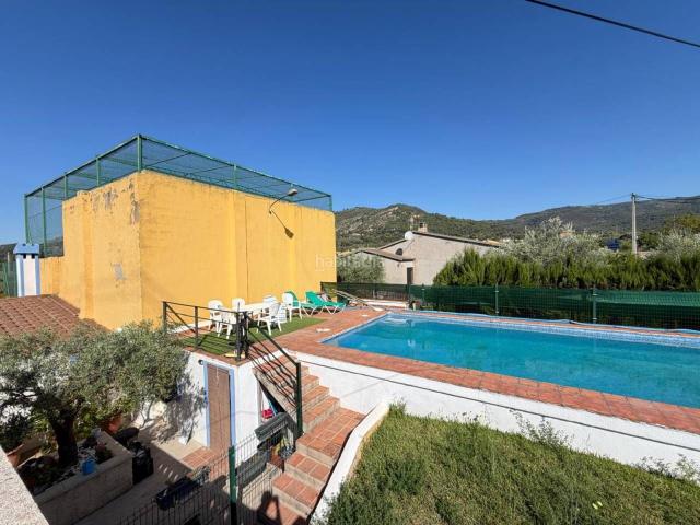 Chalet en venta en Borriol. Villa en venta en Borriol espaciosa y lista para vivir. Chalets.