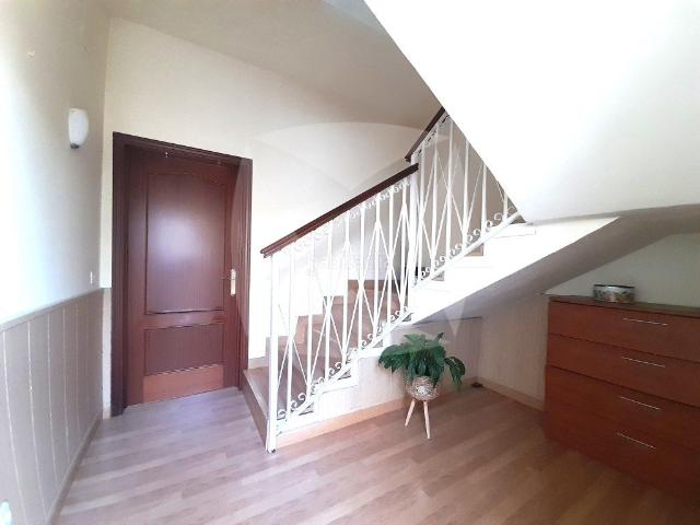 Chalet en venta en Badajoz, Avenida Elvas. CASA Y NAVE EN VENTA SOBRE UNA PARCELA DE 1.800 M2 CON PISCINA EN URB. GUADIANA. Chalets.