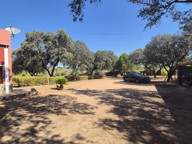Chalet en venta en Badajoz, Carretera de Sevilla Los Montitos. Chalet en venta en Tres Arroyos, 3 dormitorios. Chalets.