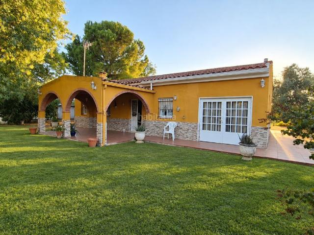 Chalet en venta en Badajoz, Dehesilla de Calamón Campomanes. ESPECTACULAR CHALET EN LA DEHESILLA DE CALAMÓN. Chalets.