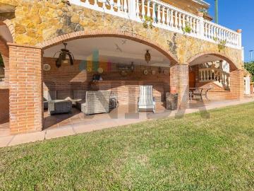 Chalet en venta en Badajoz, Golf Guadiana. Magnífica vivienda en venta en la exclusiva zona de Los Altos del Golf. Chalets.