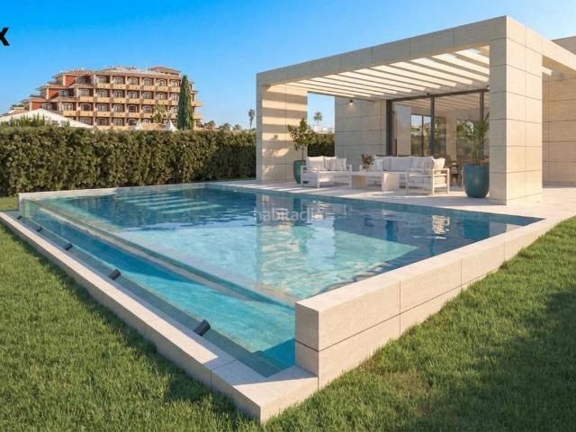 Chalet en venta en Badajoz, Golf Guadiana. Impresionante Chalet en Urbanización Campo de Golf, Badajoz. Chalets.